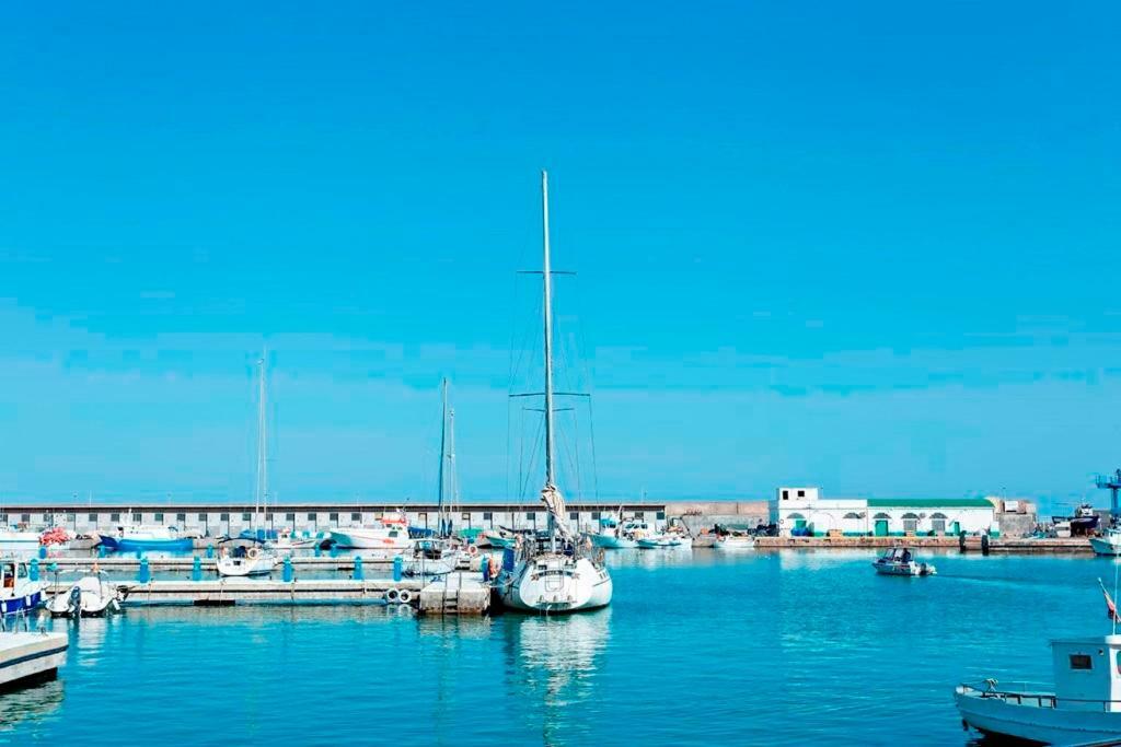 Harbour Apartment Roquetas de Mar Eksteriør bilde